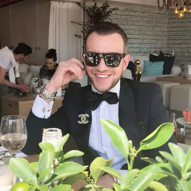 pelger_4_89195700_23837200