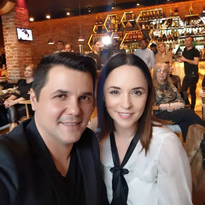 gabriel_covesanu_andreea_marin_81082700