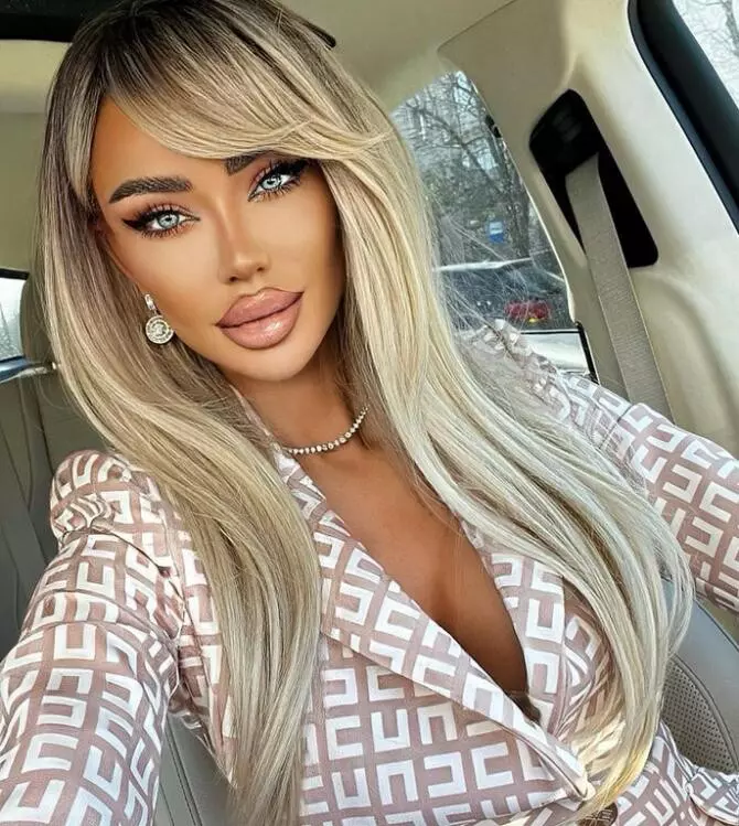 bianca dragusanu