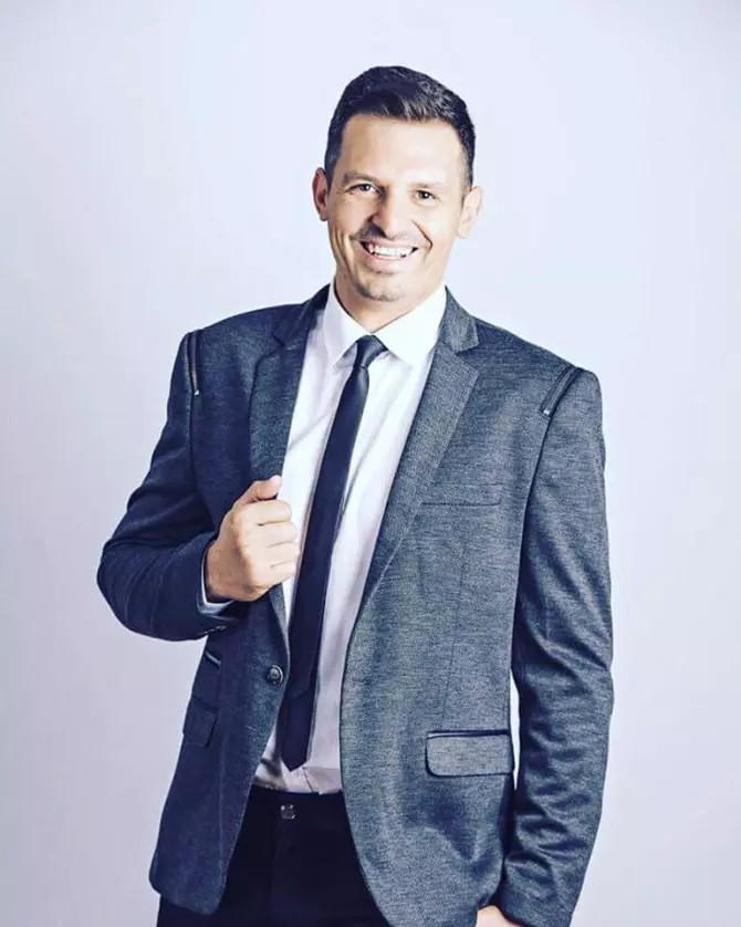 alin_pascal_4_03790800