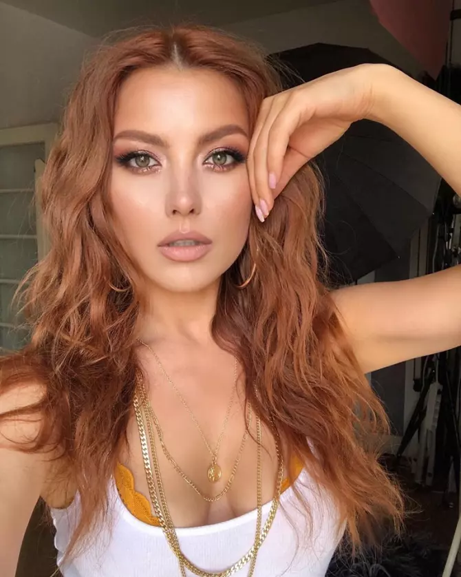elena-gheorghe_57747200