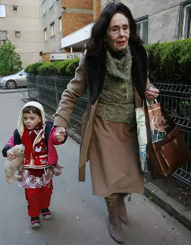 adriana-iliescu.jpg1_