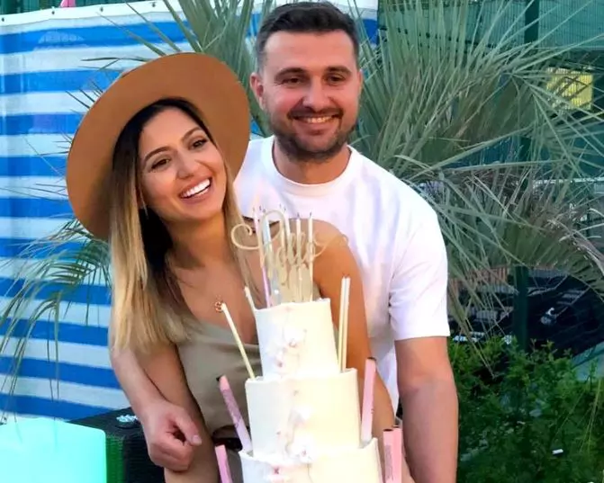 sabina-badalau-si-sotul-ei