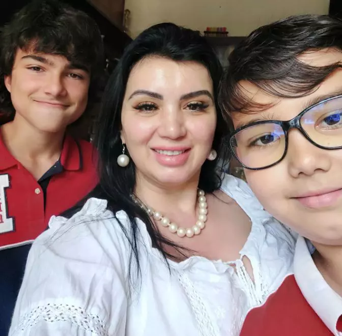 adriana-bahmuteanu-1