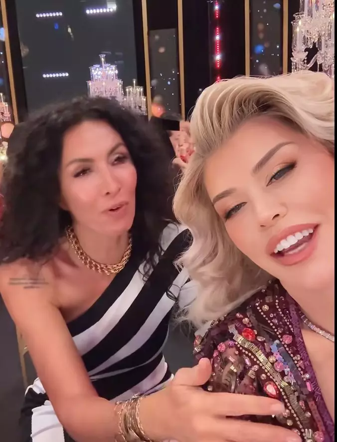 mihaela-radulescu-loredana-filmari-gala-30-de-ani-protv (13)