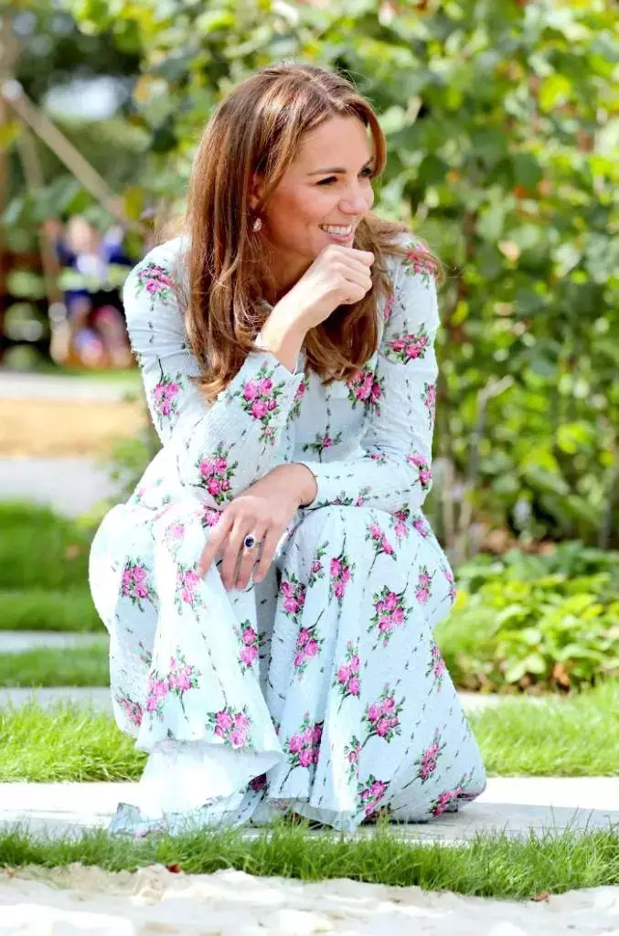 Kate-Middleton-cercei3-677x1024-677x1024