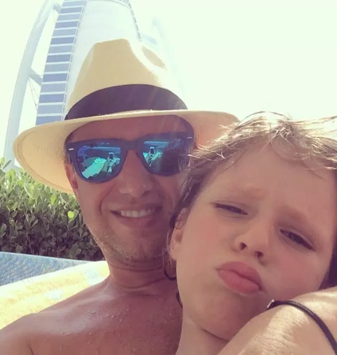 cine-e-laurentiu-reghecampf-3