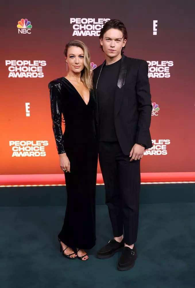 2021 People’s Choice Awards - Season 2021