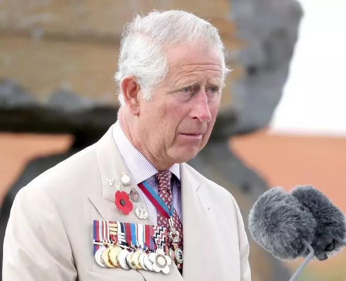 E posibil ca Prințul Charles să nu devină Regele Charles la preluarea tronului