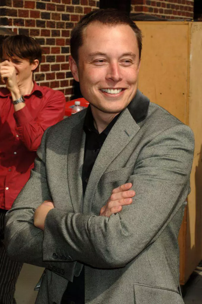 Elon-Musk-nume-copil-680x1024