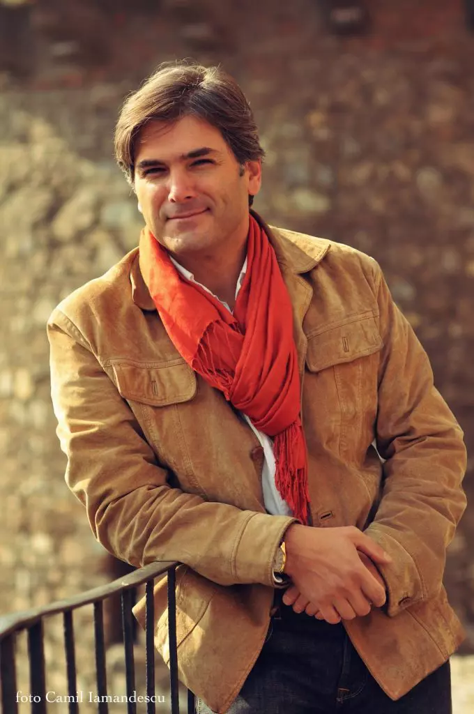 140211251102081391921150333002283365415215839o-680x1024-1