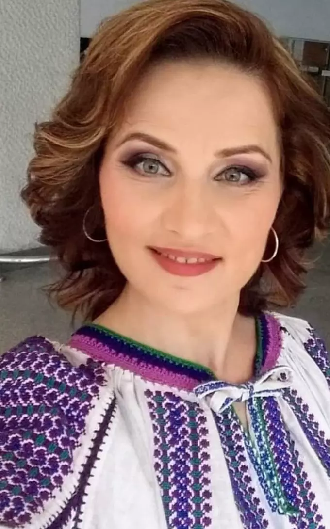 Nicoleta Voicu are COVID-19