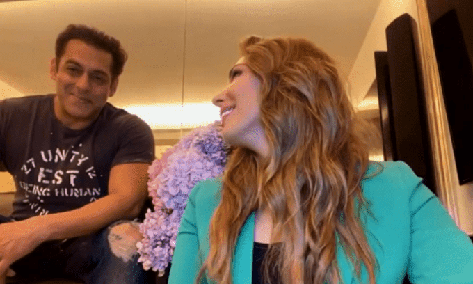 Iulia-Vantur-si-iubitul-sau-1