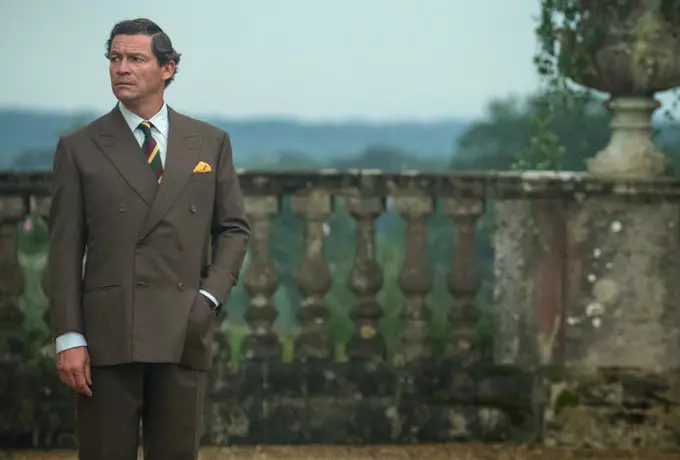 The Crown, sezonul 5. Primele imagini cu Elizabeth Debicki și Dominic West, noii actori care îi joacă pe Diana și Charles (2)