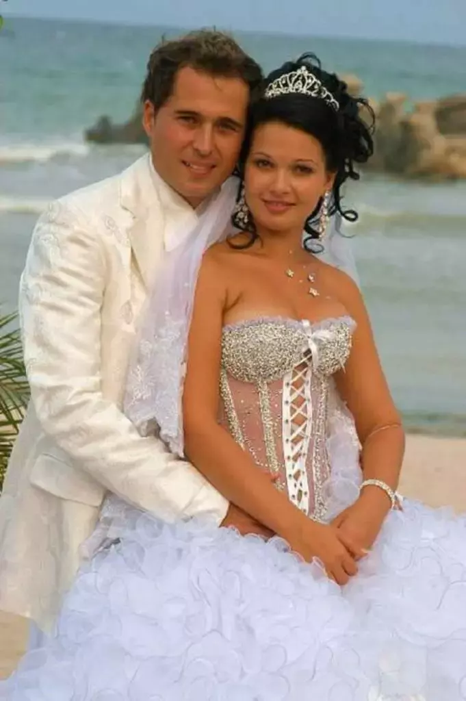 deea-si-dinu-maxer-nunta-681x1024-1