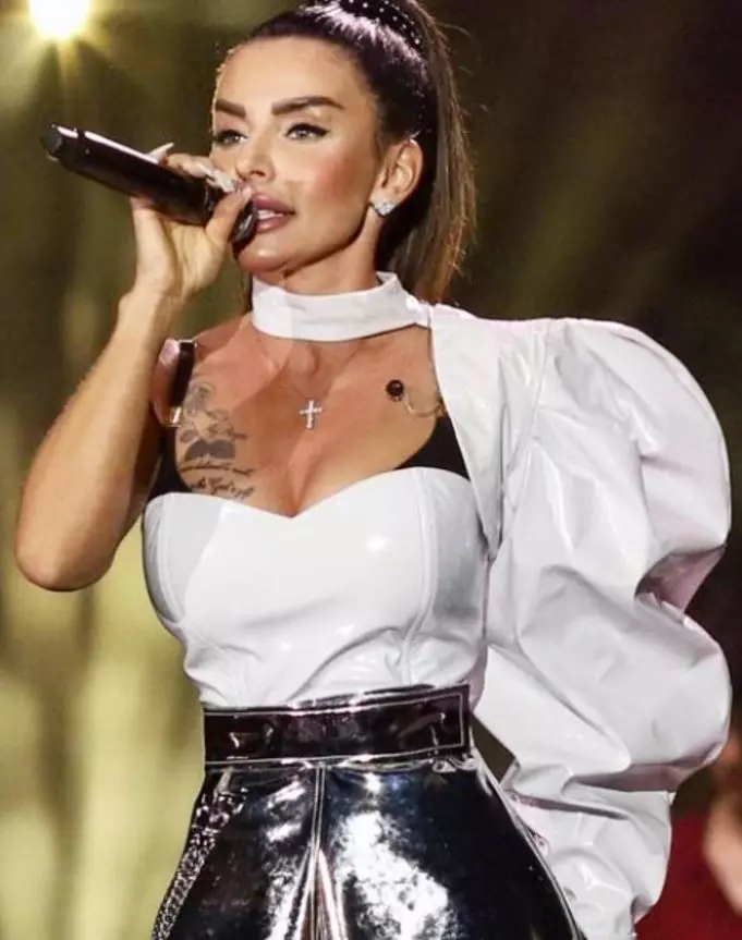 Julia Volkova (2)