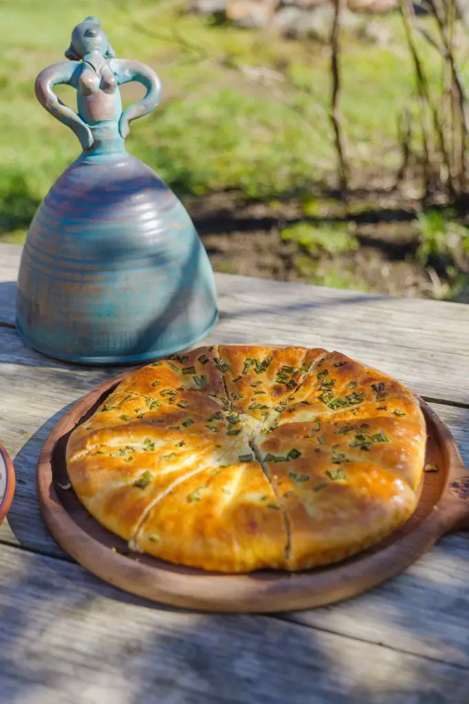 ROventura, 22 aprilie 2023. La plimbare pe plaiuri maramureșene