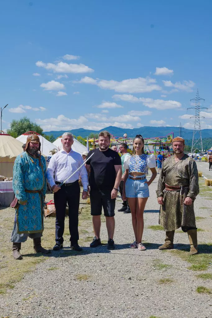 ROventura, 21 octombrie 2023. Călătorie în timp, în Bacău, pe Valea Uzului