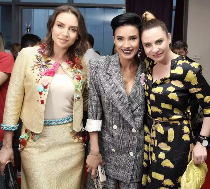 Adina Halas, Adelina Pestritu si Adina Buzatu