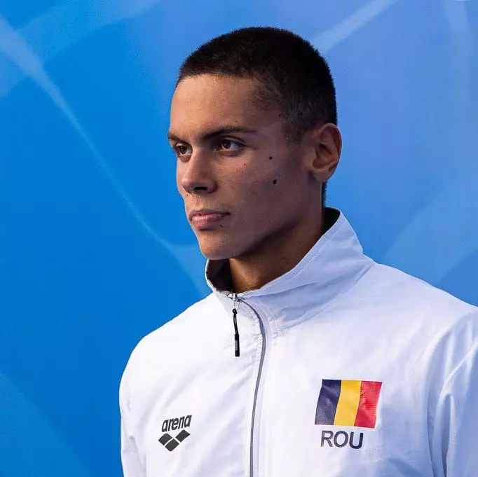 Noua mașină a lui David Popovici, motiv de discuție  (10)