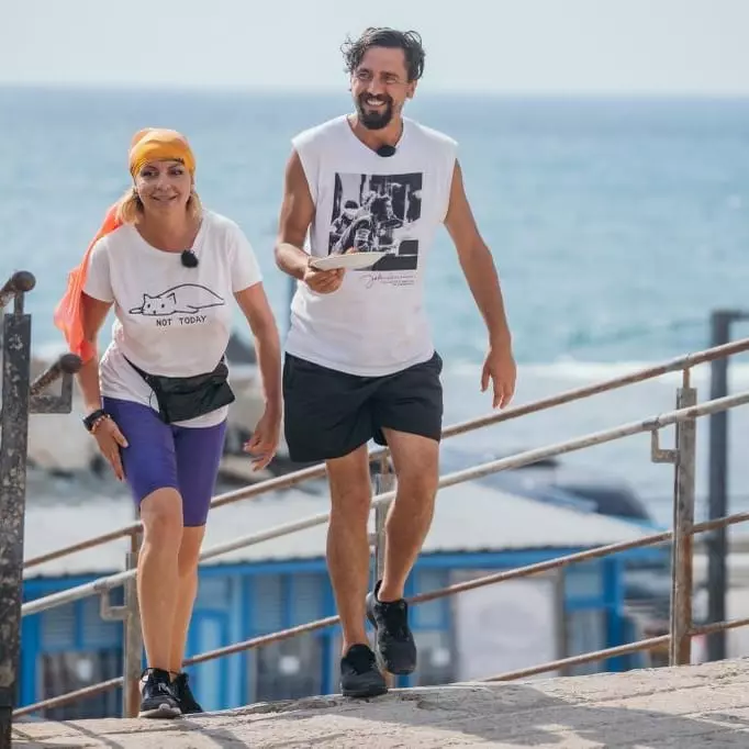 cine-este-eliza-natanticu-6