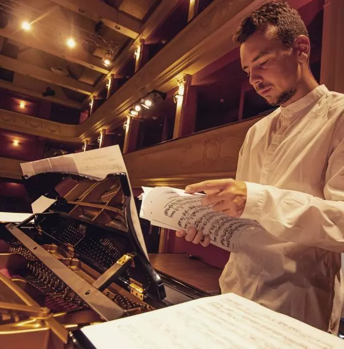 fiu-silvia-dumitrescu-serial-10