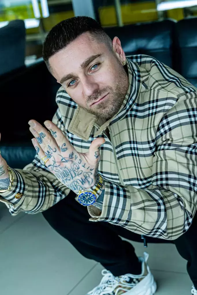 TJ-Miles-Survivor-trecut-2