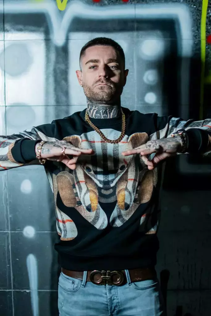 tj-miles-survivor-romania-683x1024-1