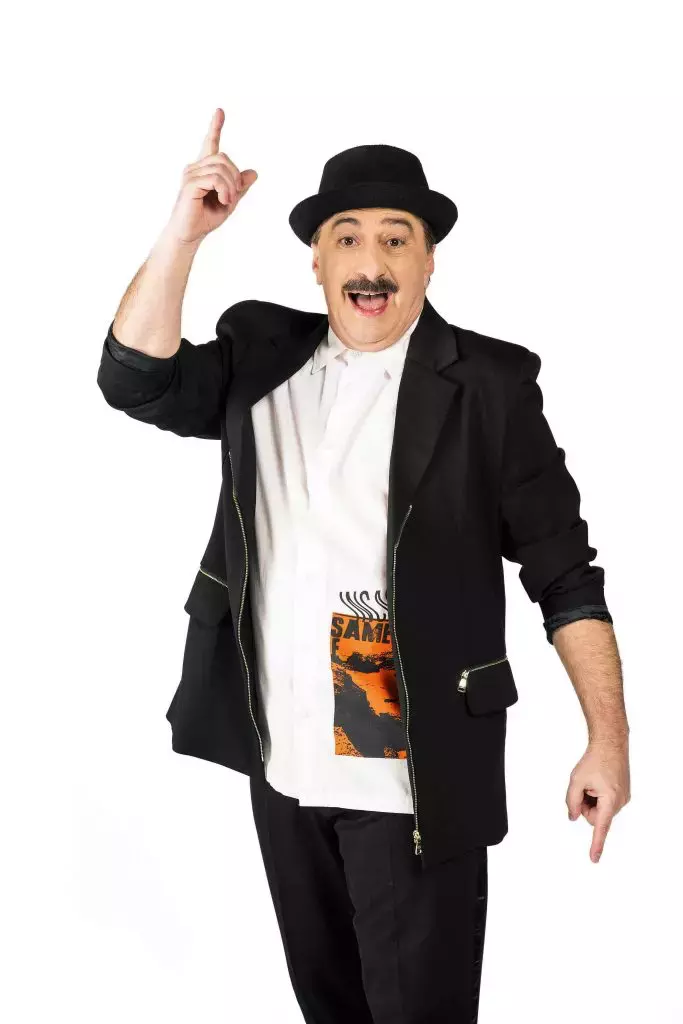 cati-bani-cer-Romica-Tociu-si-Cornel-Palade-pentru-o-ora-de-spectacol-7