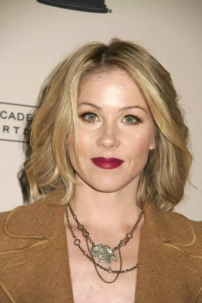 kelly-bundy-boala-10