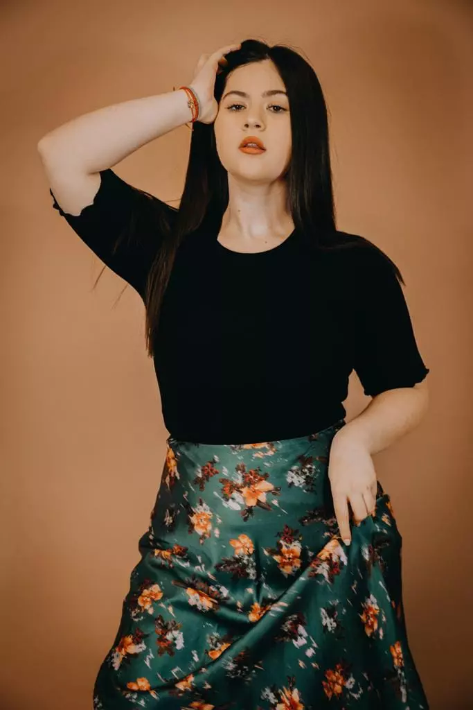 Cu-ce-se-ocupa-acum-si-cum-arata-fiica-lui-Romica-Tociu.-Daria-a-implinit-19-ani-7