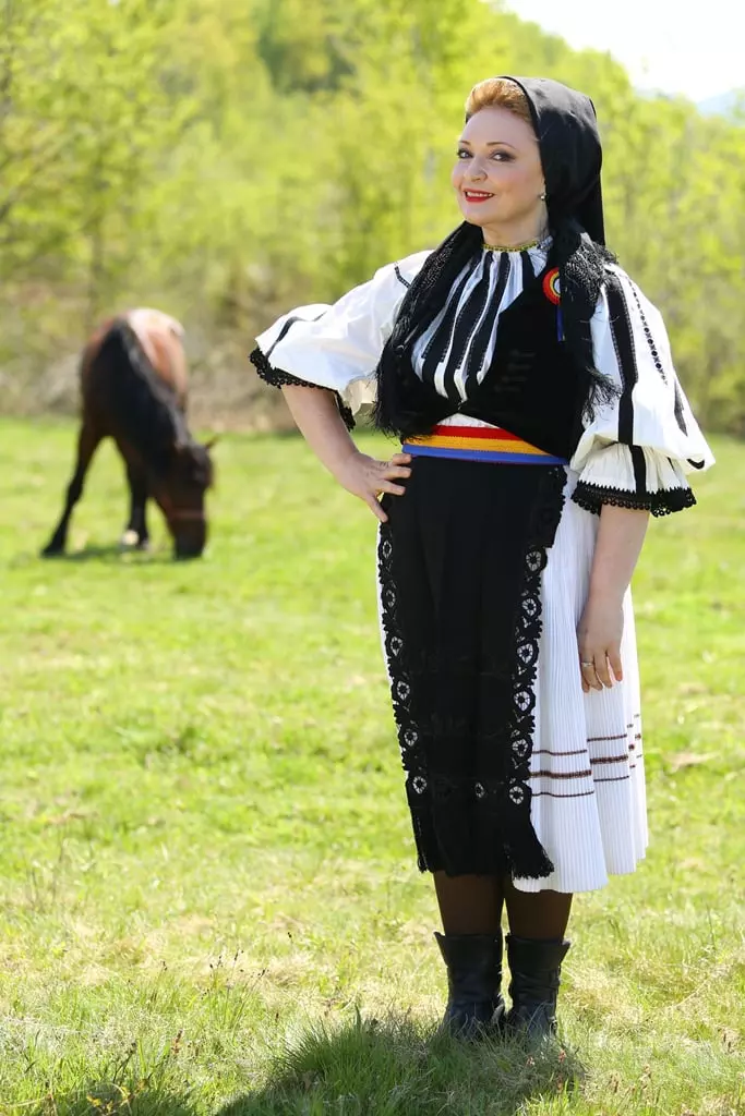 Ferma vedetelor - Mihaela Tatu