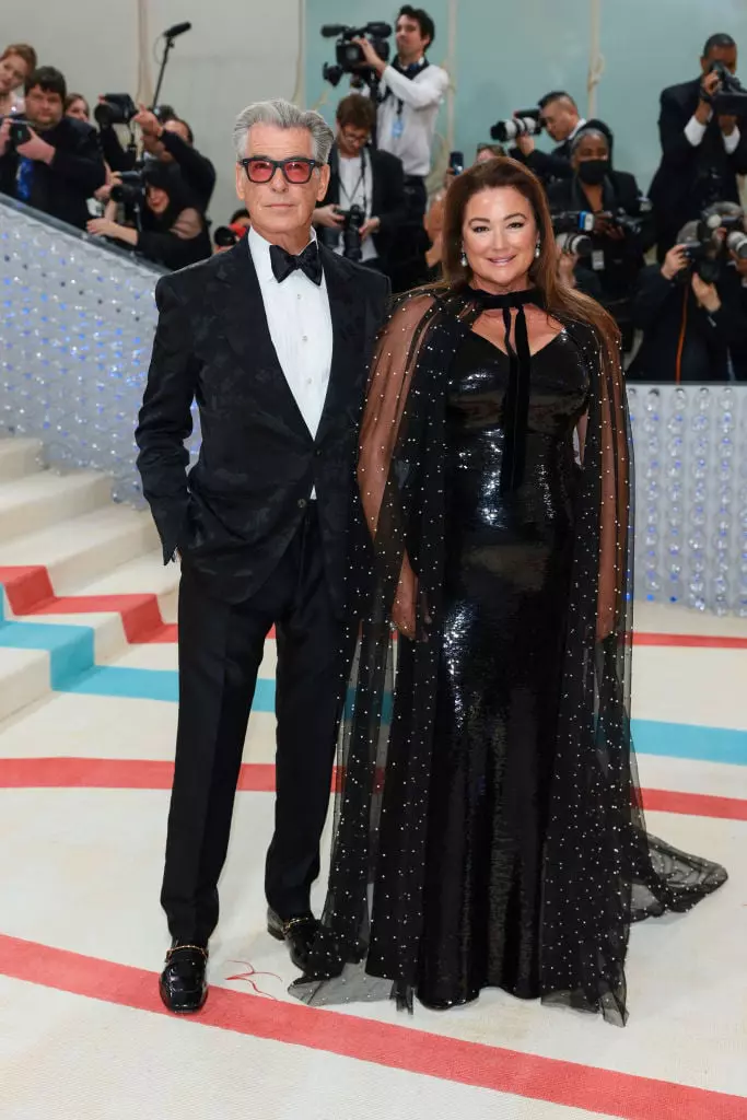 Soția lui Pierce Brosnan a atras toate privirile cu noua siluetă. Keely Shaye Smith a slăbit 45 de kilograme și arată tot mai tânără