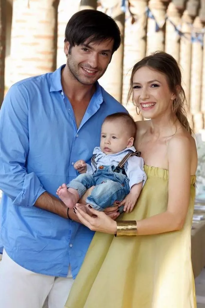 adela-popescu-si-radu-valcan-683x1024