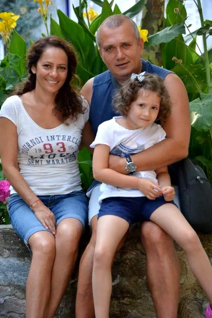 2Carmen-Trandafir-683x1024-1