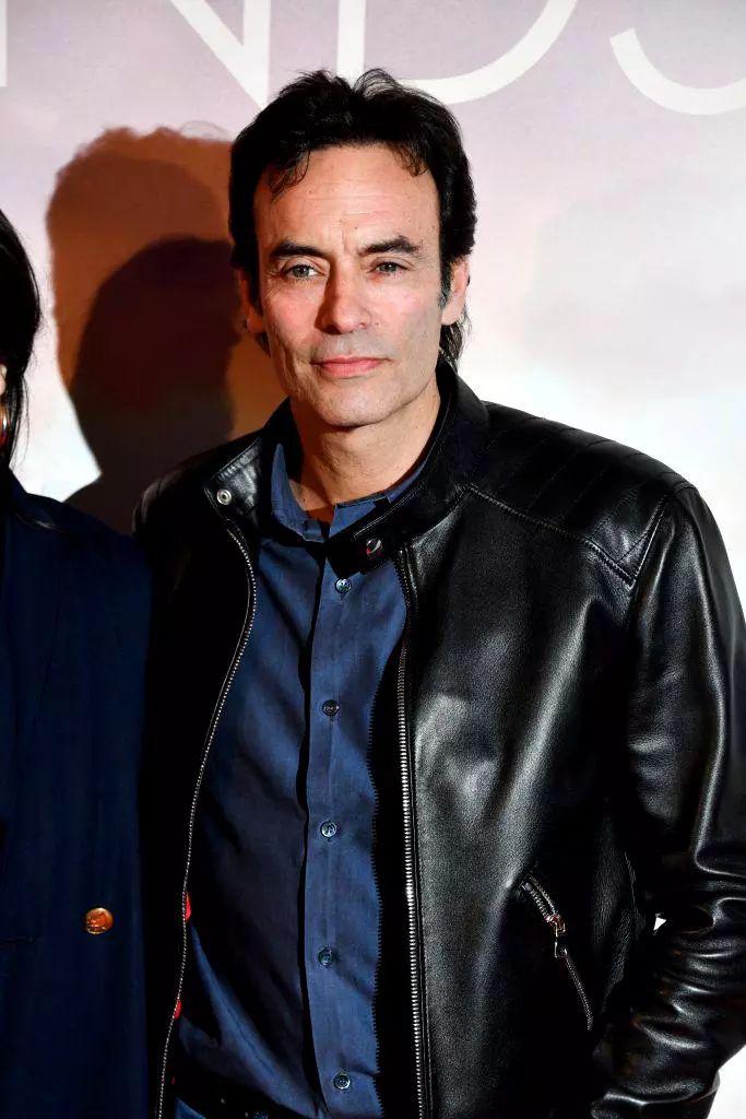 Copii-Alain-Delon-11-683x1024