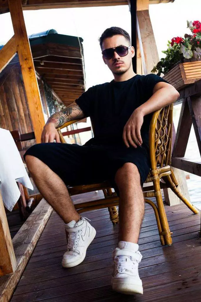 Adrian-_utu-primul-câ_tigator-de-la-Românii-au-talent-3-683x1024