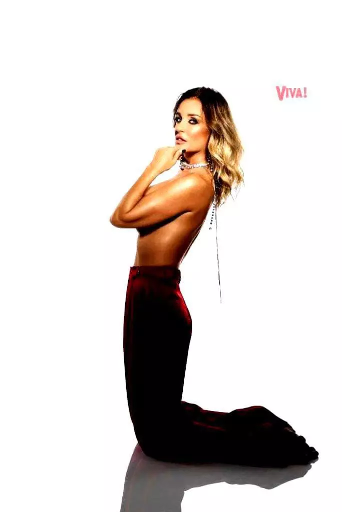 Tania-Budi-3-1-683x1024