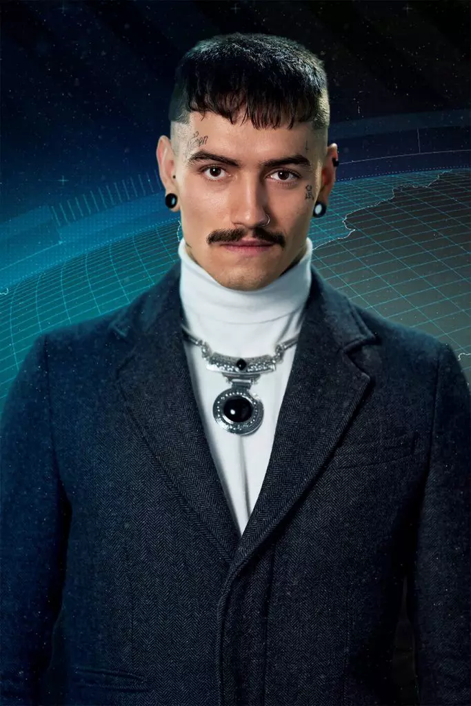 emanuel-neagu-the-challange-683x1024