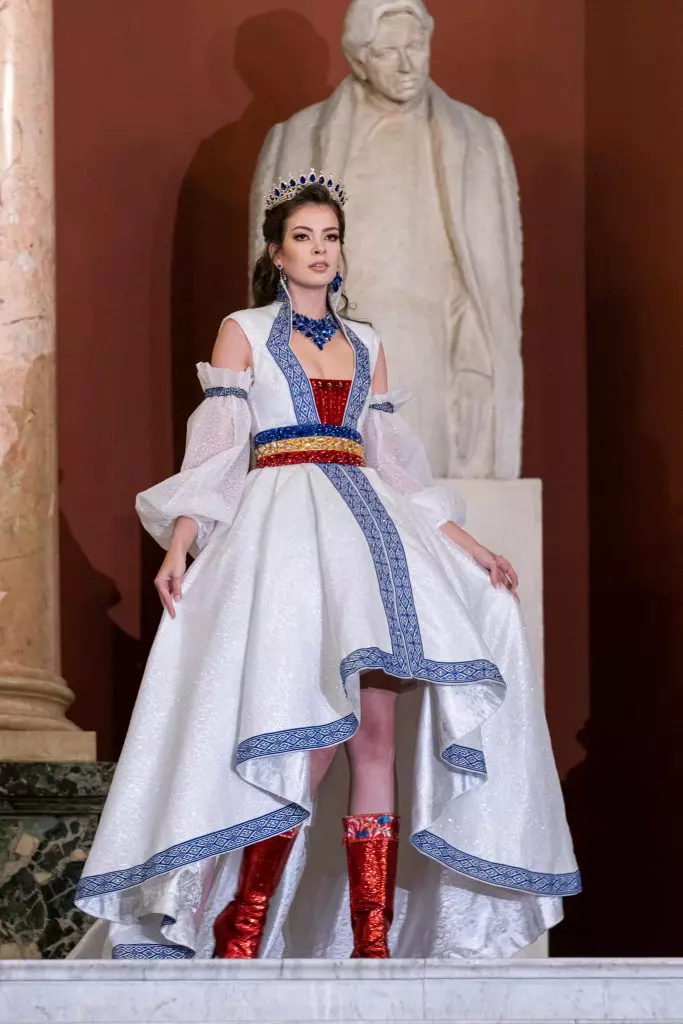 260266782101586720771735858662755635276473166n-683x1024-1