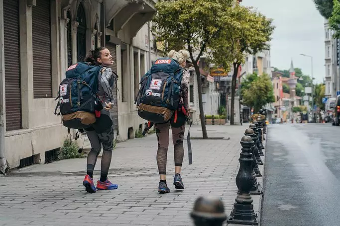 242740944_384868773109940_3910694928581988991_n