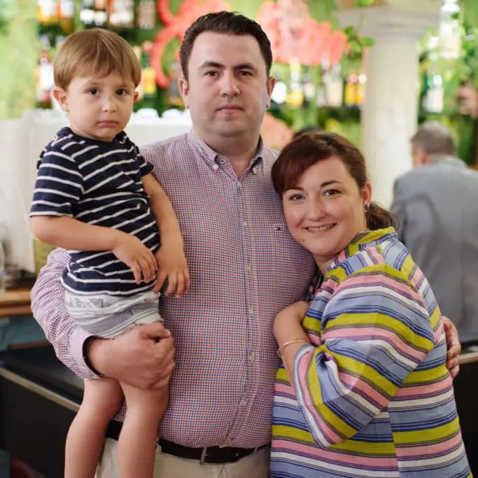 ecaterina-ladin-si-familia