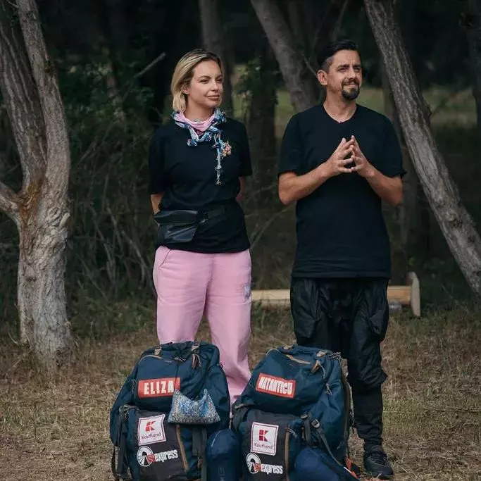 cine-este-eliza-natanticu-10