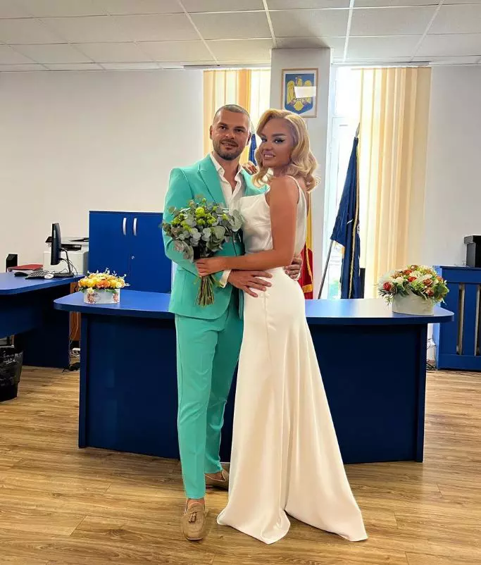 Maria Constantin și Robert Stoica s-au căsătorit. Primele imagini de la nuntă