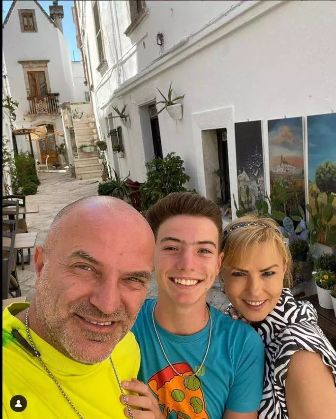 dan capatos familie8