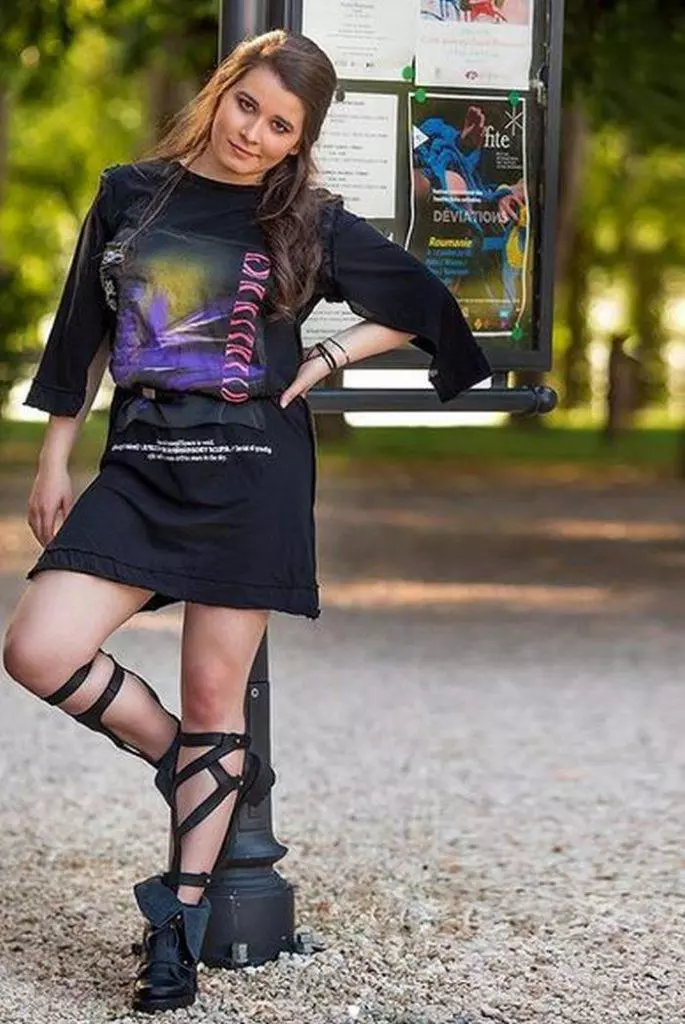 1Kira-Hagi-685x1024-1