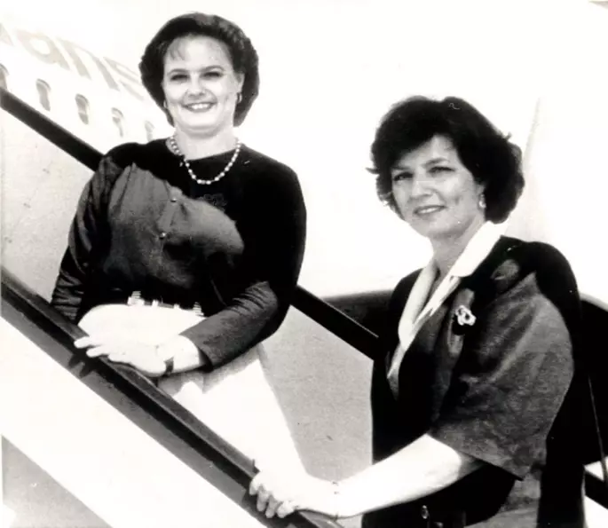 Majestatea Sa Margareta si sora ei, principesa Elena