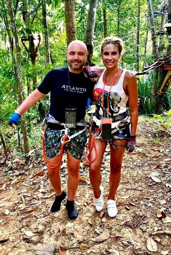 Noemi-și-Mihai-Mitoșeru-1-3-688x1024