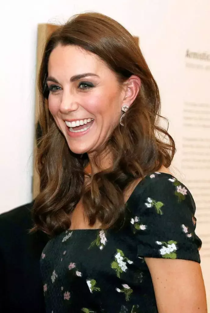 kate-middleton-fotografii9-689x1024-1
