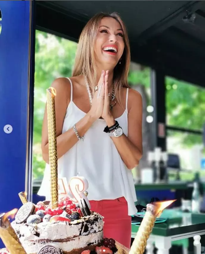 Anca-Turcasiu-52-ani